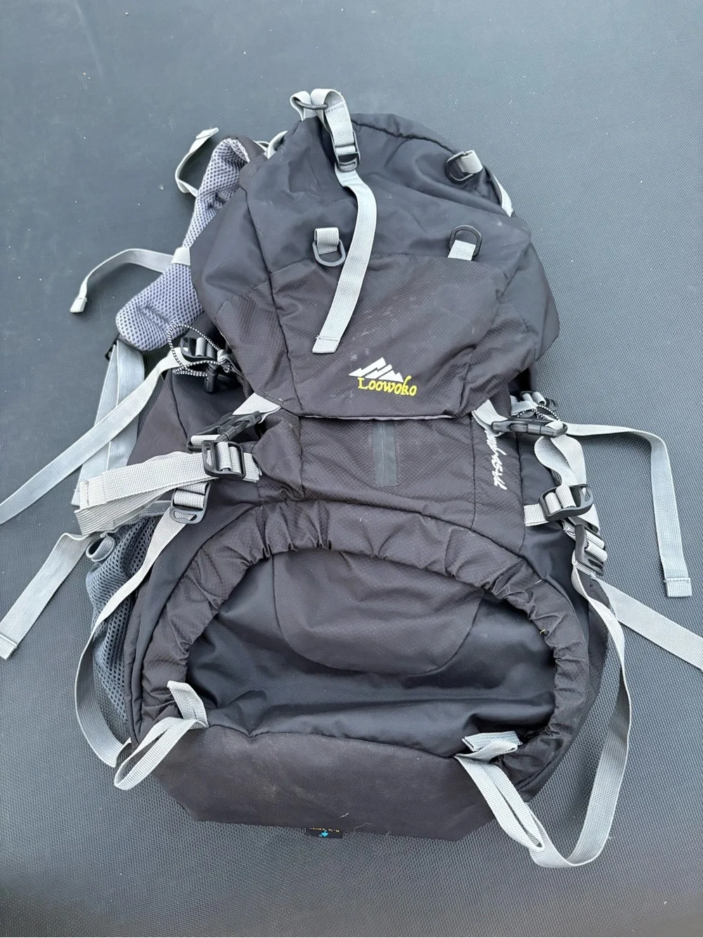 Men’s Black and Gray Outdoor Backpack with Breathable Back and Chest Strap
